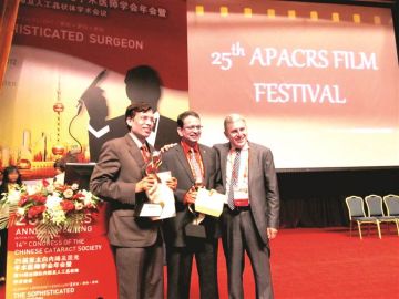 Dr Suresh K. Pandey received the Video Award during the Asia Pacific Association of Cataract and Refractive Surgeons (APACRS) Conference in Shanghai, China.
