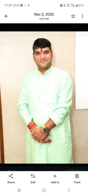 Acharya Abhimanyu Parashar Winsaa Profile.jpg