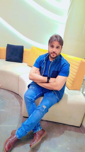 Dr arif noori Winsaa Profile.jpg