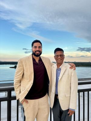 MOON KHAN Winsaa Profile.jpg