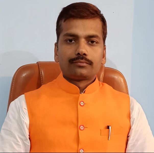 File:Sarpanch Sumit Kumar.jpeg