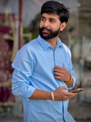 Arun Sharma Shree Ji Fabrics.jpeg