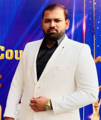 Mahesh Vijay.jpg